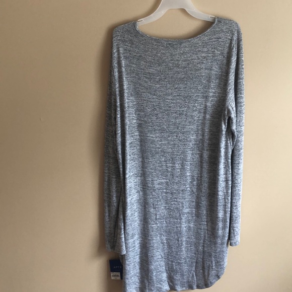 Top - Picture 3 of 3